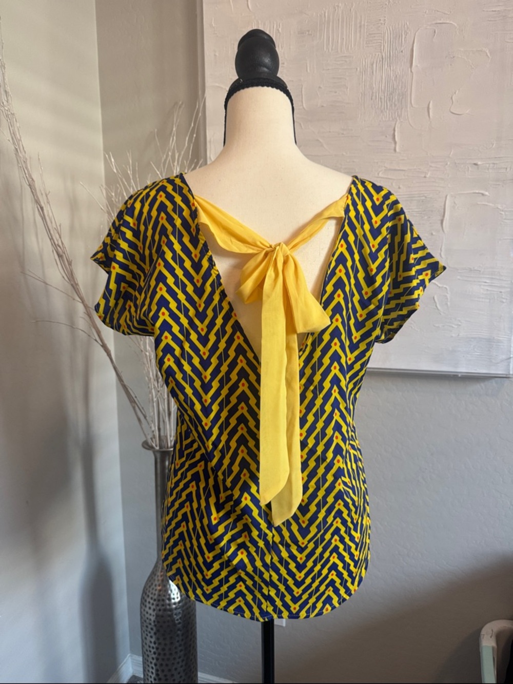 Women’s Yellow Chevron Tie-Back Blouse